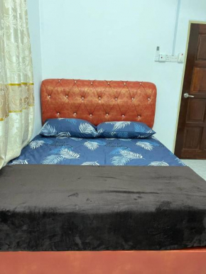 Roomstay Budget Kuala Terengganu Desa Chendering Private Bathroom